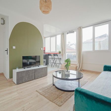 Complete 1Br With Balcony Only 5 Min. On Foot To Metro By Doorman Apartman Saint-Ouen  Kültér fotó