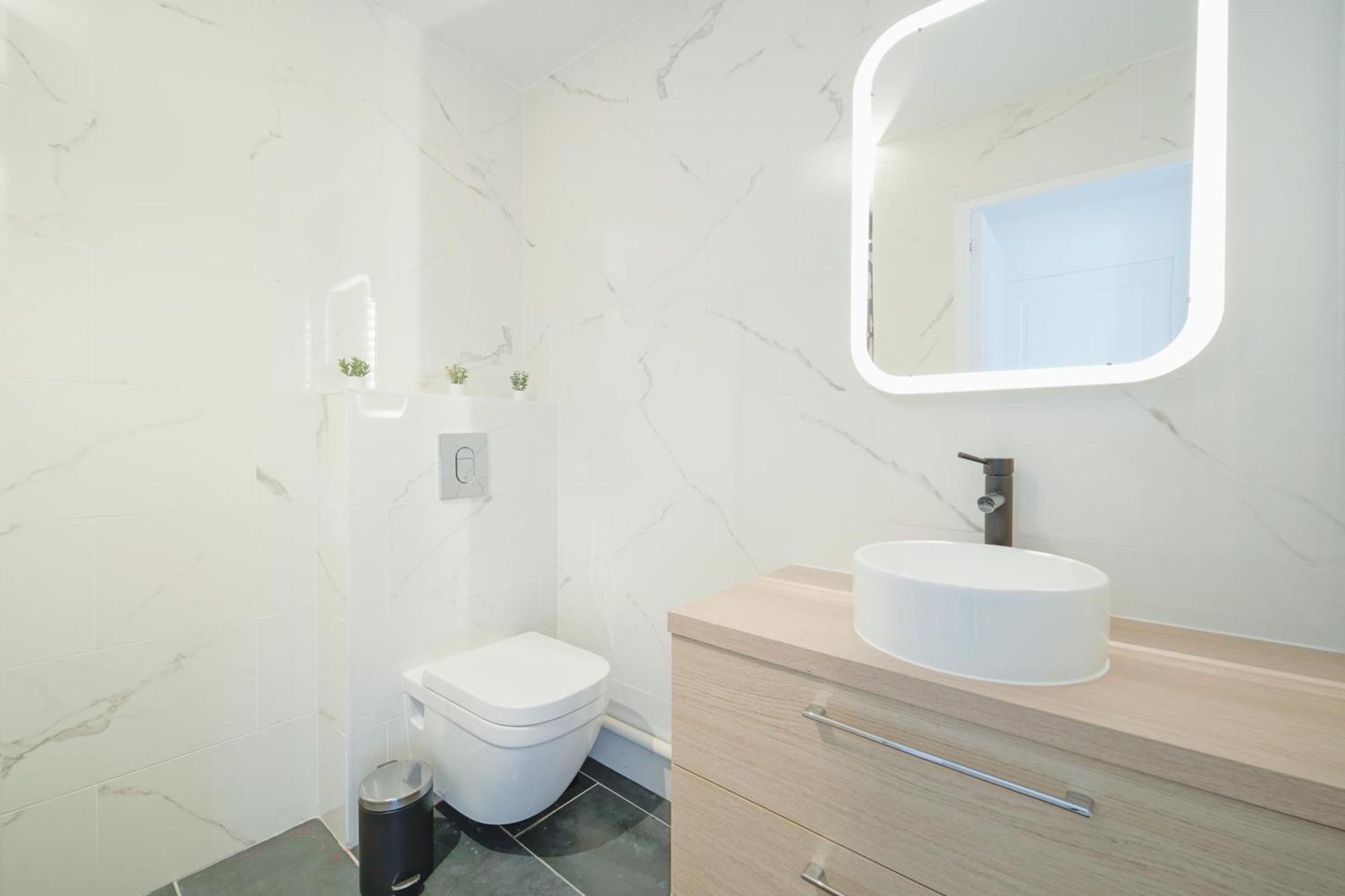 Complete 1Br With Balcony Only 5 Min. On Foot To Metro By Doorman Apartman Saint-Ouen  Kültér fotó